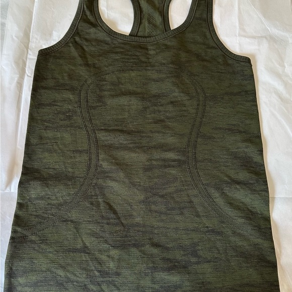 Lululemon swiftly tech - Picture 2 of 4